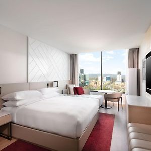 Deluxe King Room City View